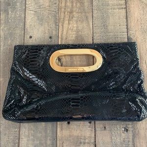 💛 Michael Kors clutch bag